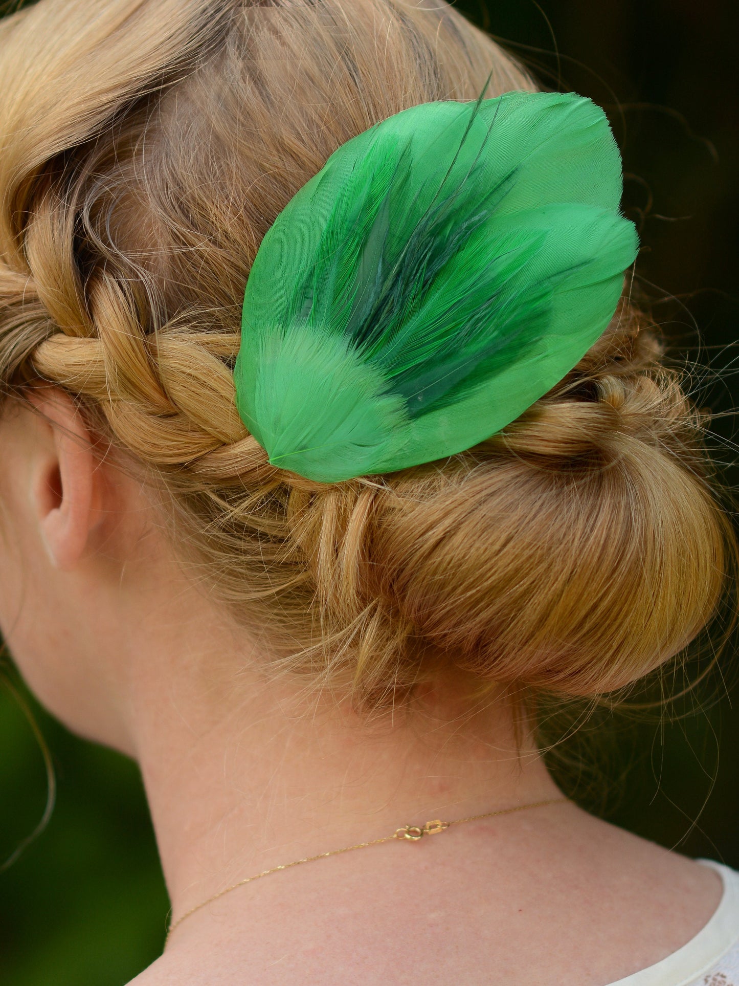 Feather Hair Clip in Emerald Green | Feather Fascinator | Feather Headpiece | Bridal Hair Clip | Bridesmaids Hair Clip