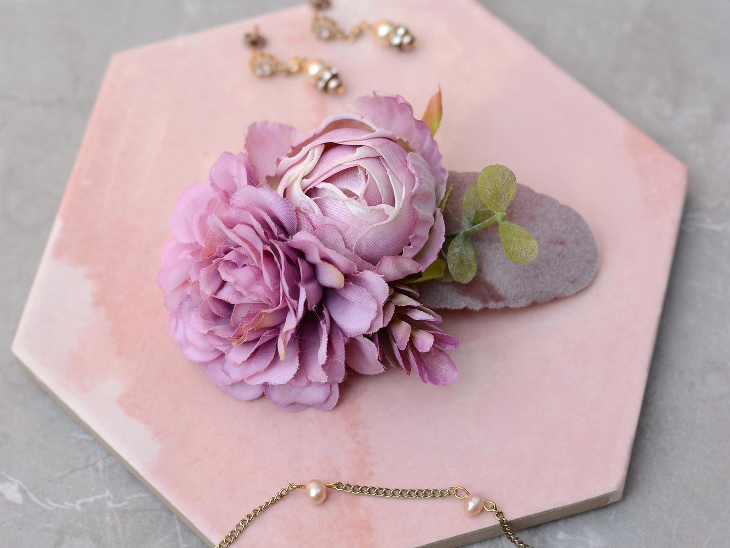 Floral Hair Clip in Lavender Purple, Flower Hair Clip, Bridesmaid Hair Clip