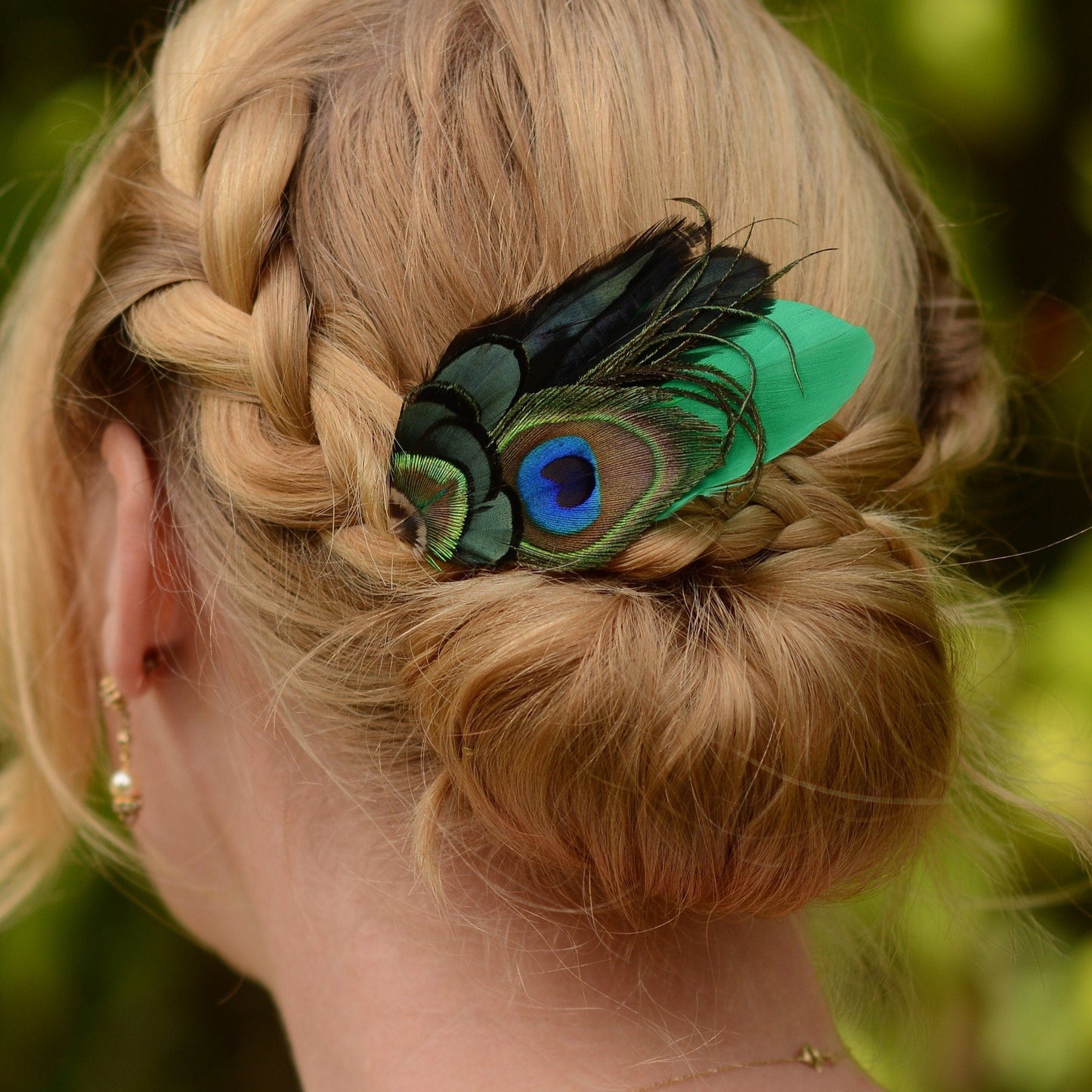Emerald Green and Peacock Feather Hair Clip | Peacock Feather Fascinator | Peacock Feather Headpiece | Bridal Hair Clip | Bridesmaid