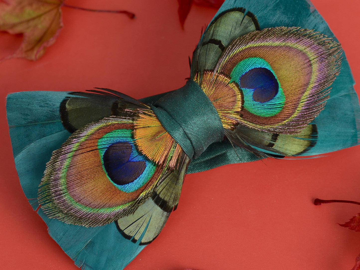 Green Peacock Eye Feather Bow Tie | Green Bow Tie | BowTie | Peacock Bow Tie | Groom Outfit | Feather Neck Tie | Mens Gift | Black Tie