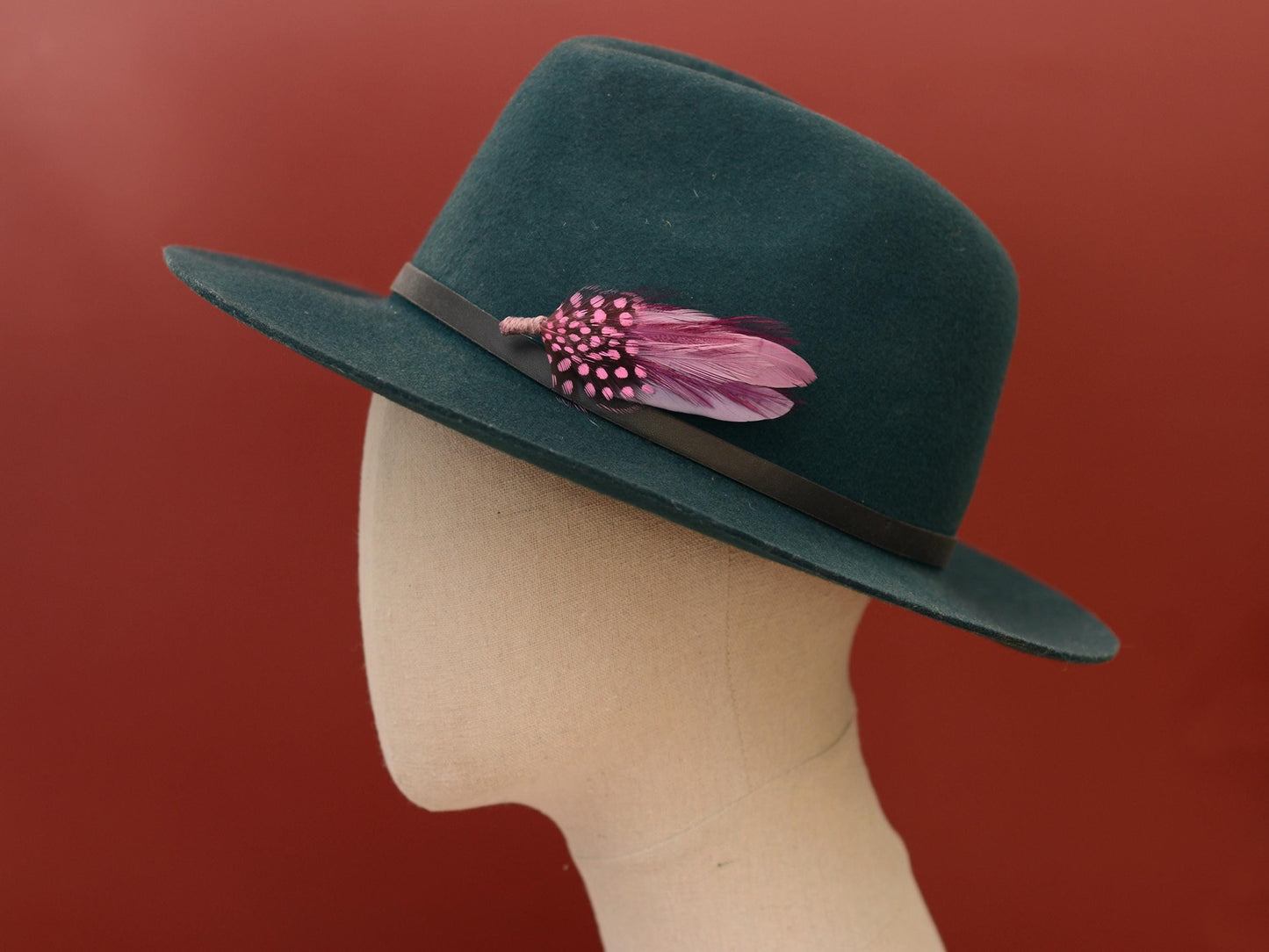 Feather Brooch Pin in Ombre Pink and Lavender Purple | Pheasant Feather Boutonniere | Feather Hat Pin