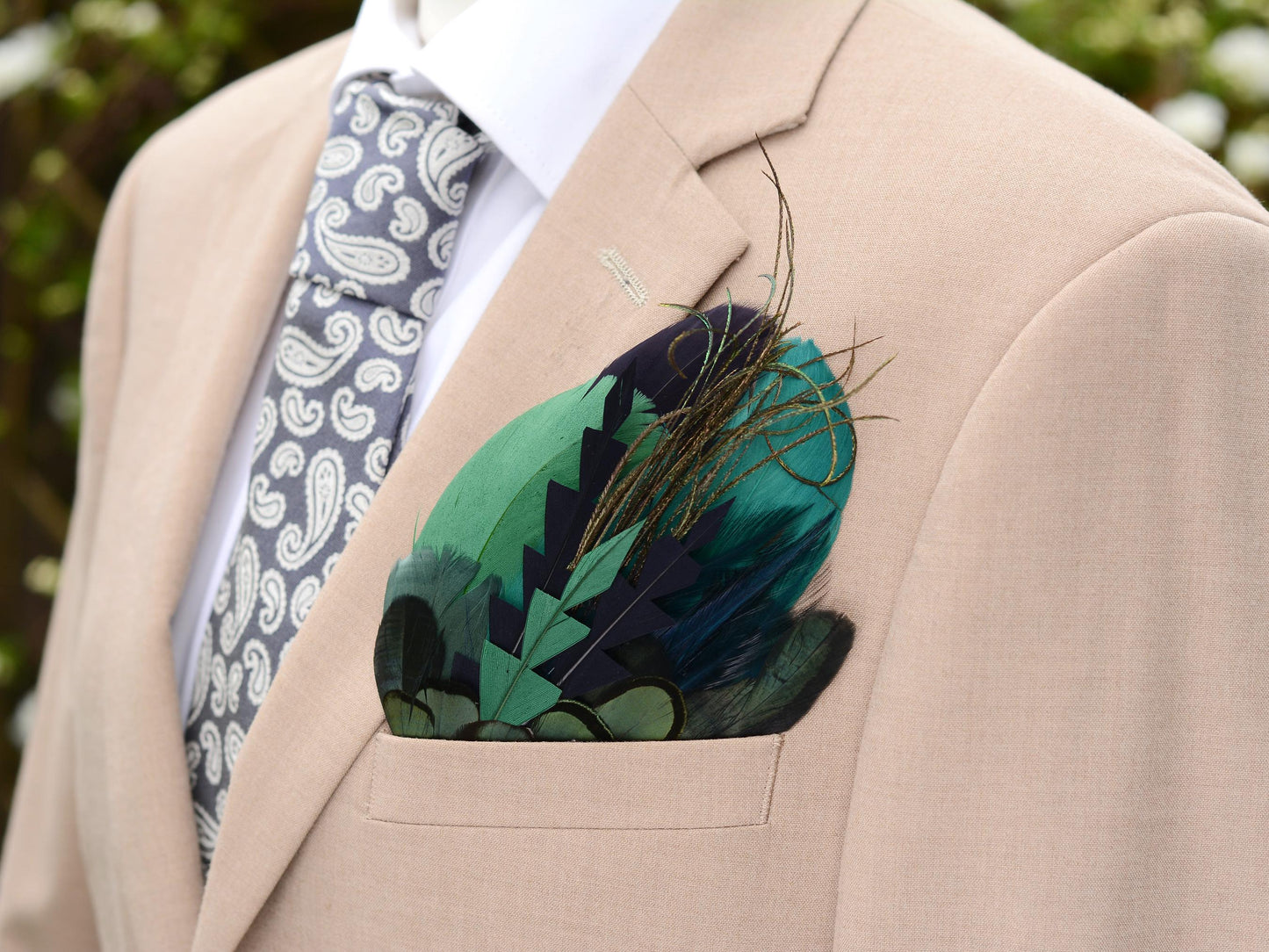 Feather Pocket Square in Deep Green and Black No.226 | Grooms Accessory