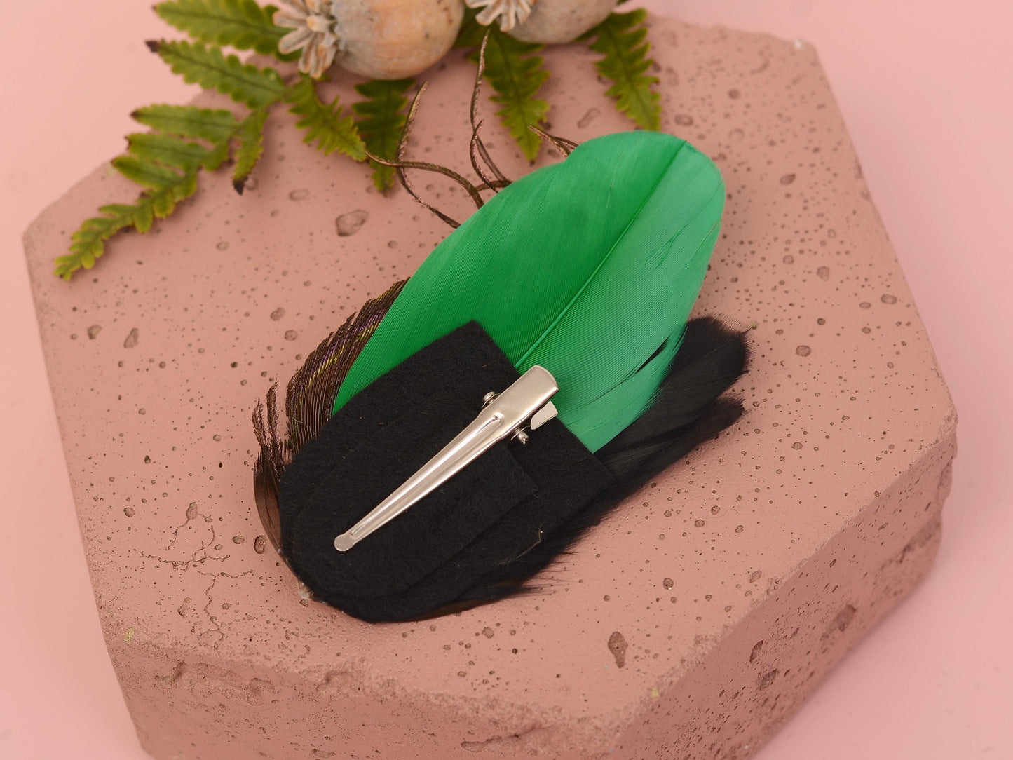 Emerald Green and Peacock Feather Hair Clip | Peacock Feather Fascinator | Peacock Feather Headpiece | Bridal Hair Clip | Bridesmaid