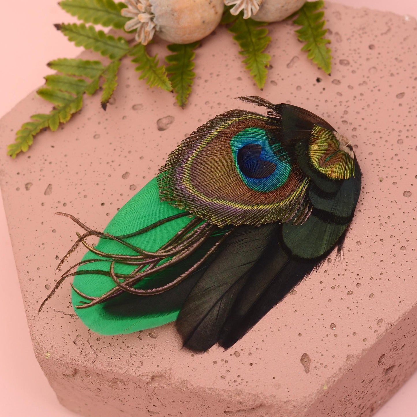 Emerald Green and Peacock Feather Hair Clip | Peacock Feather Fascinator | Peacock Feather Headpiece | Bridal Hair Clip | Bridesmaid