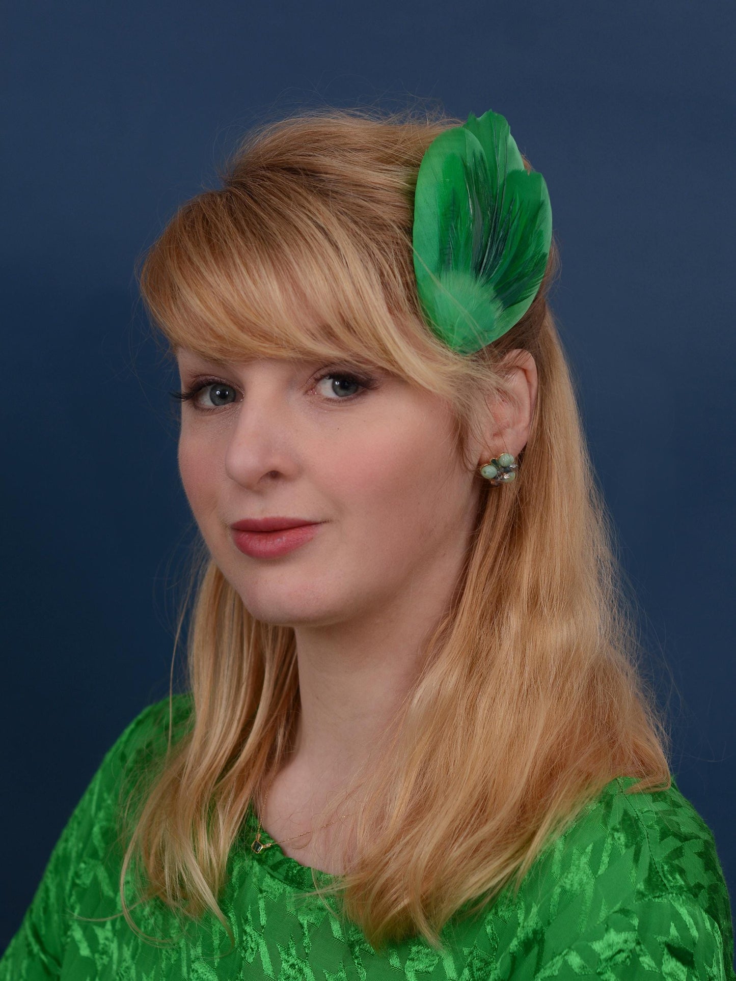 Feather Hair Clip in Emerald Green | Feather Fascinator | Feather Headpiece | Bridal Hair Clip | Bridesmaids Hair Clip
