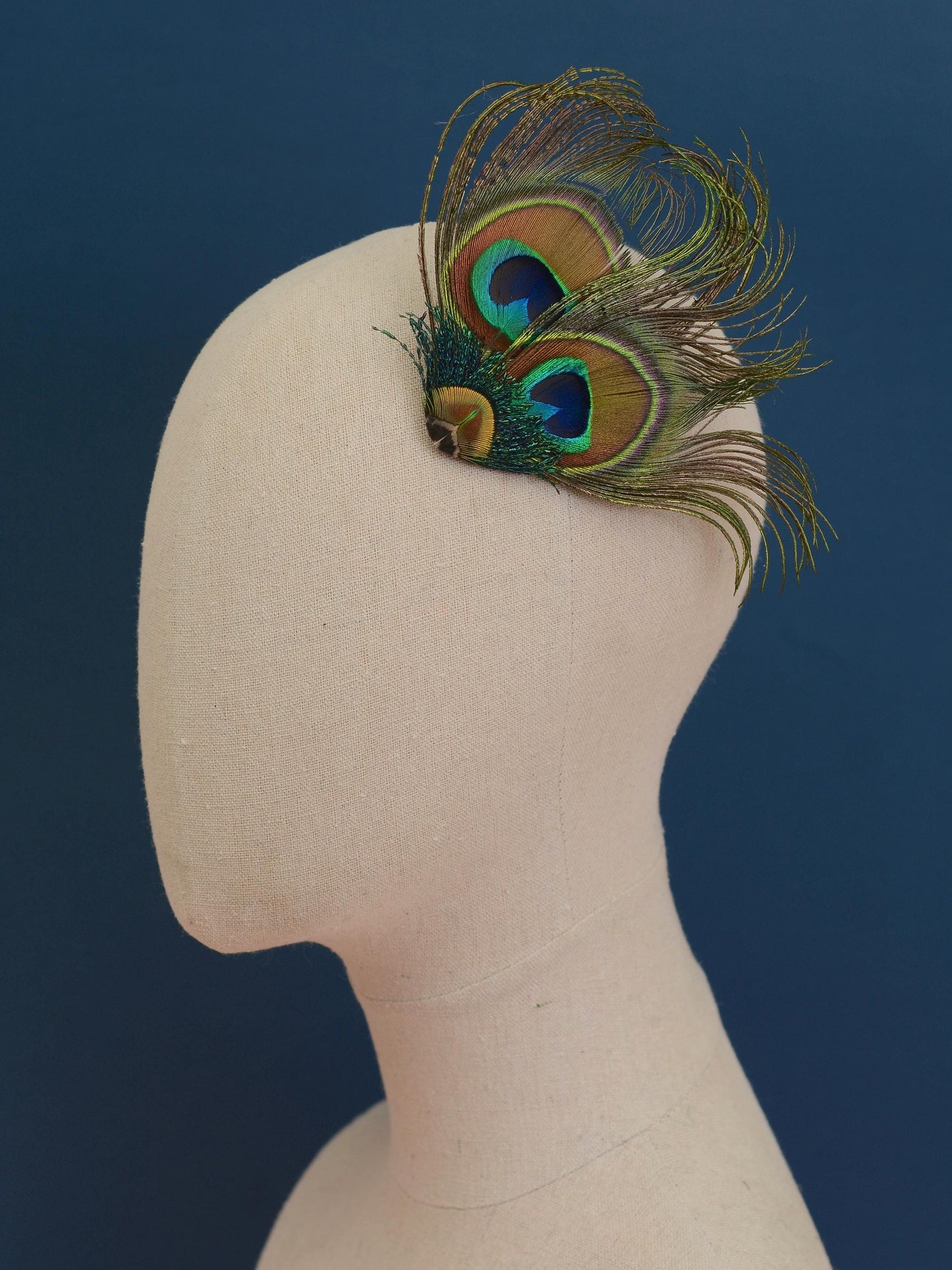 Peacock Feather Hair Clip No.091 | Peacock Feather Fascinator | Peacock Feather Headpiece | Wedding Fascinator | Green Feather Fascinator