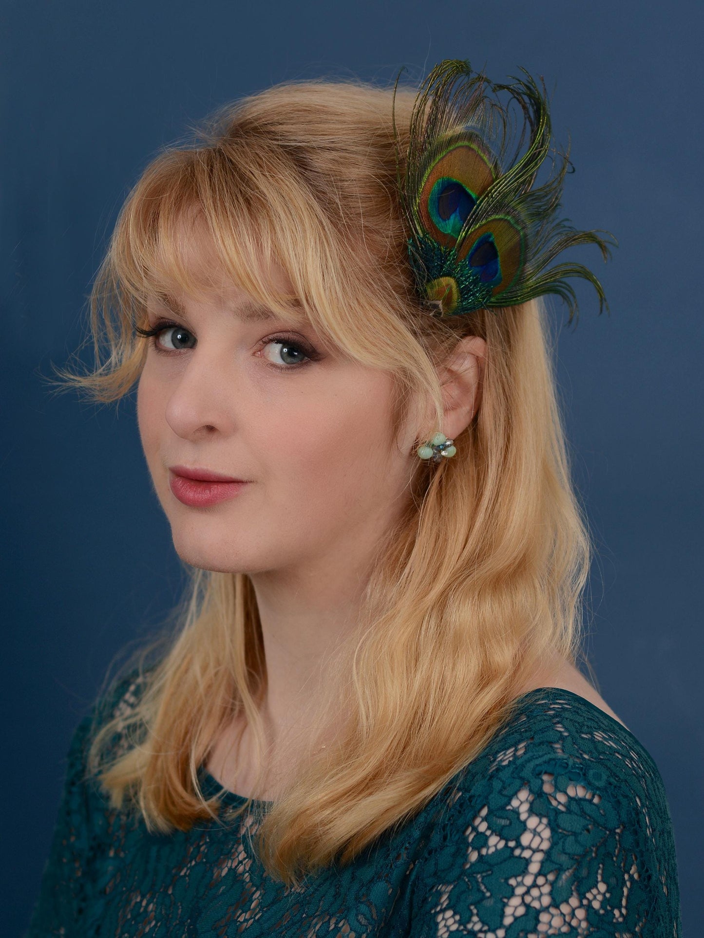 Peacock Feather Hair Clip No.091 | Peacock Feather Fascinator | Peacock Feather Headpiece | Wedding Fascinator | Green Feather Fascinator