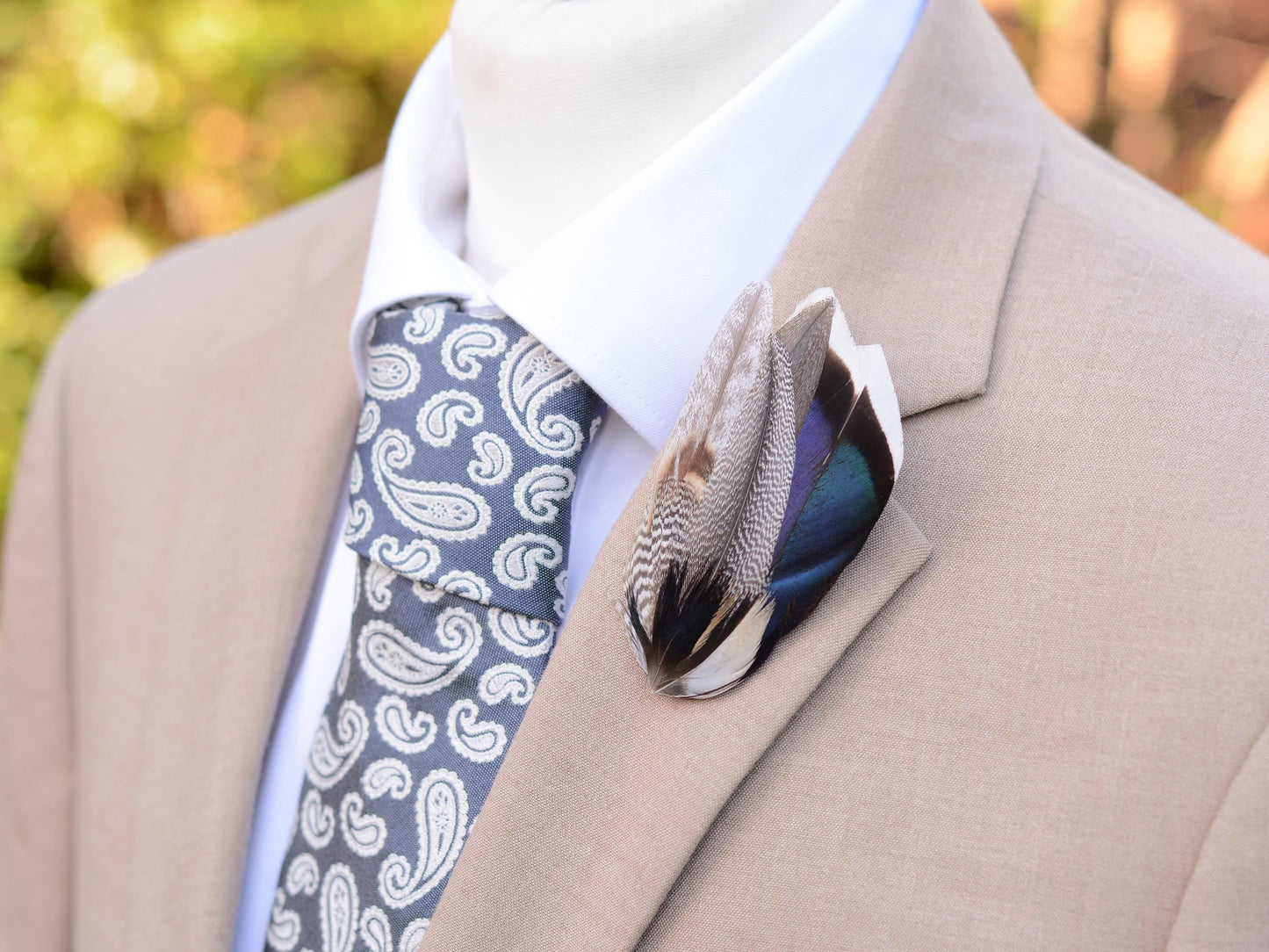 Mallard Duck Feather Lapel Pin in Navy Blue | Feather Boutonniere | Feather Brooch | Feather Hat Pin | Grooms Outfit | Wedding