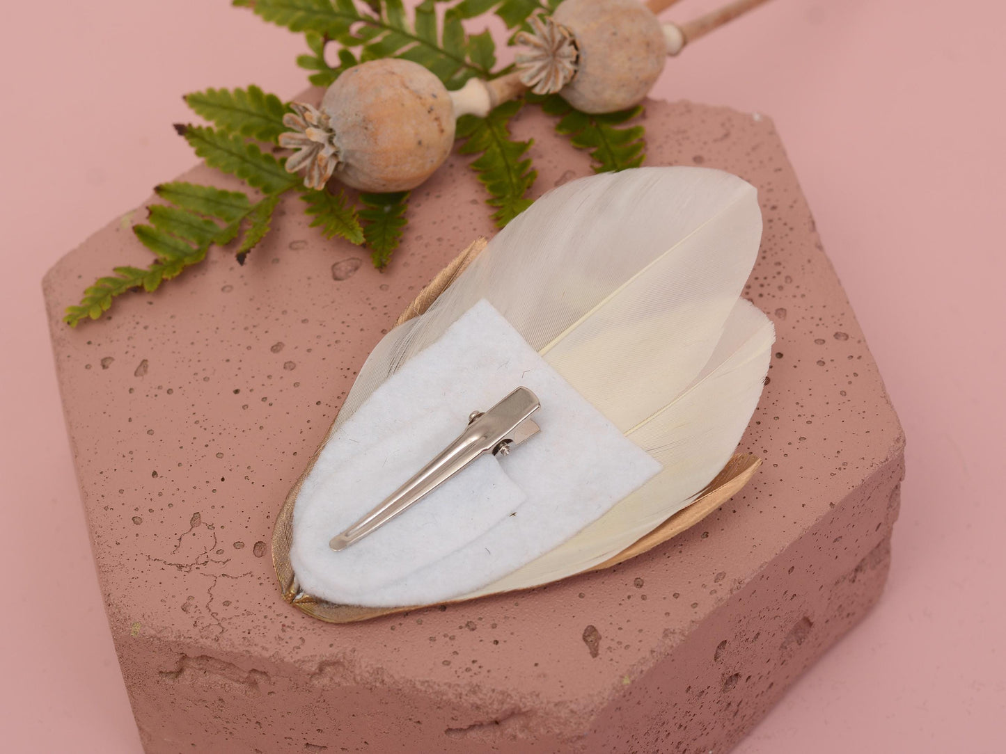 Feather Hair Clip in Ivory and Gold | Feather Fascinator | Ivory Feather Headpiece | Bridal Hair Clip | Bridal Headpiece | Bridesmaids