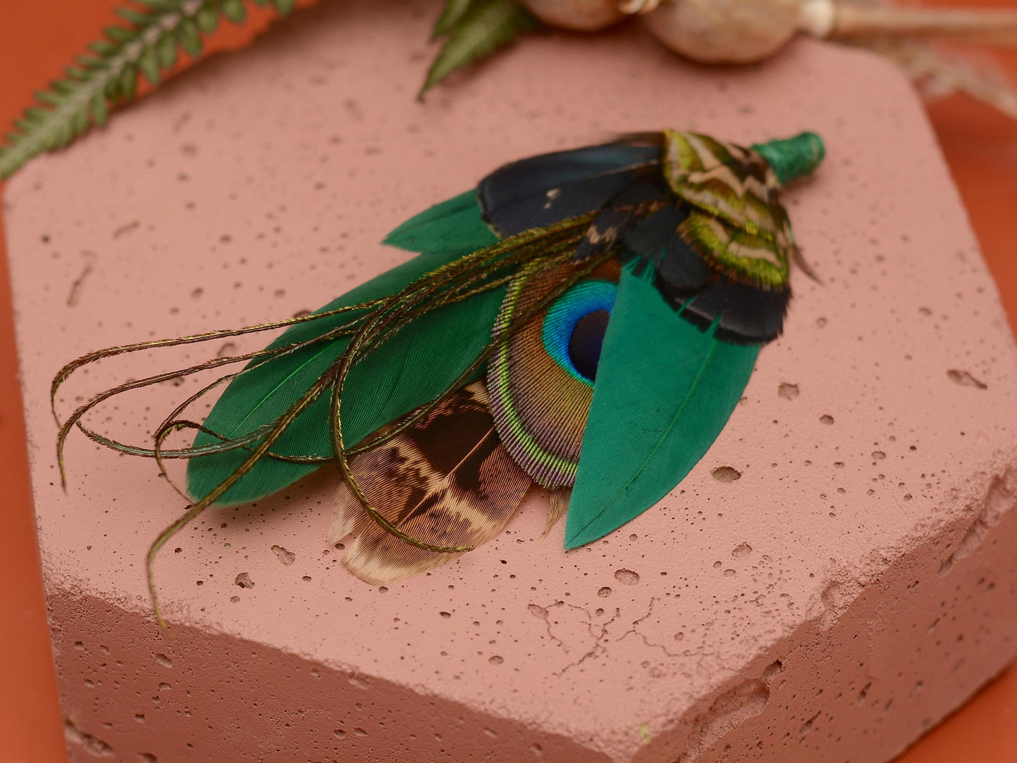 Green Peacock Feather Hat Pin / Brooch Pin No.273 | Feather Boutonniere | Pheasant Feather Brooch | Feather Hat Pin