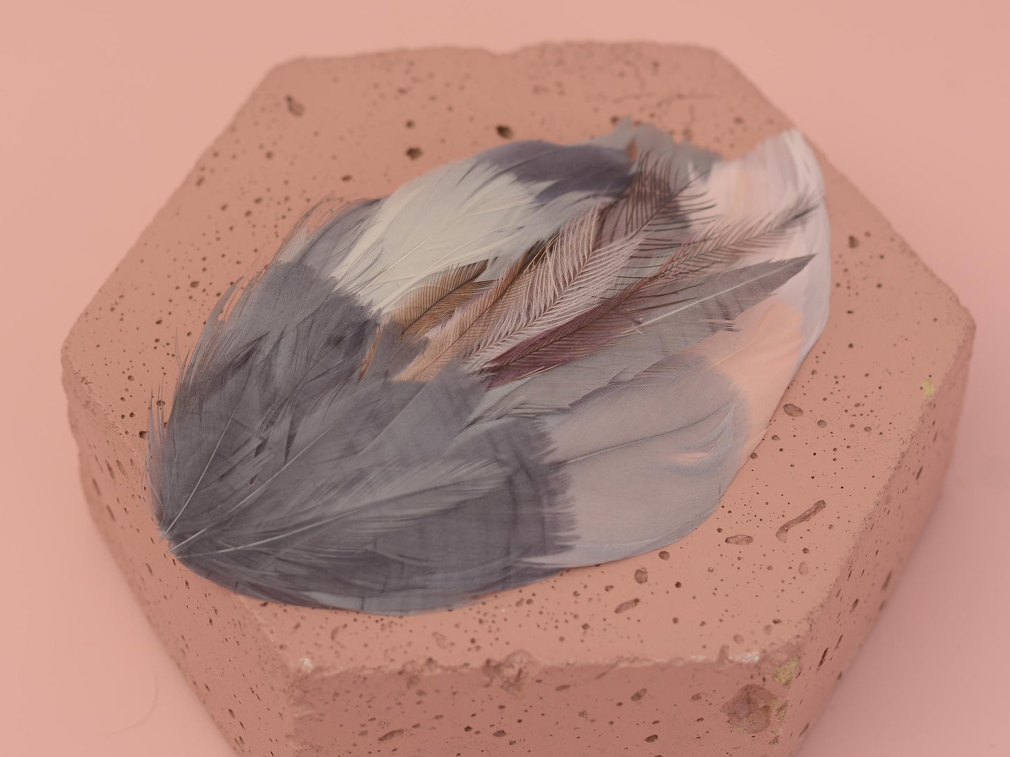 Feather Hair Clip in Silver Grey and Blush Pink | Feather Fascinator | Feather Headpiece | Wedding Fascinator | Bridal Headpiece