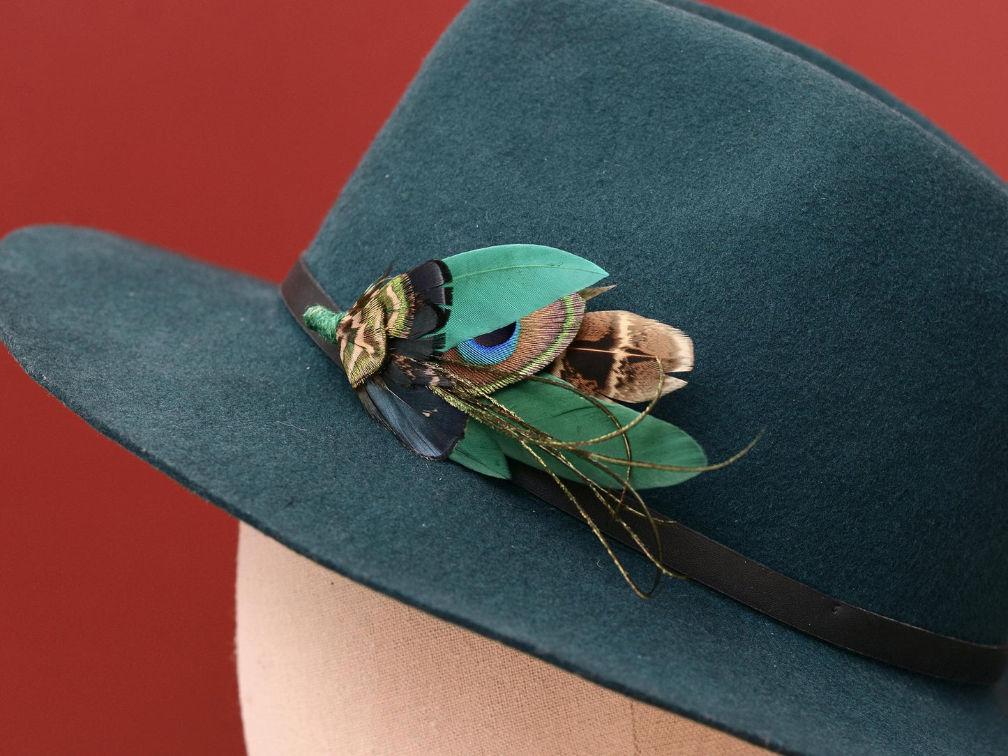 Green Peacock Feather Hat Pin / Brooch Pin No.273 | Feather Boutonniere | Pheasant Feather Brooch | Feather Hat Pin
