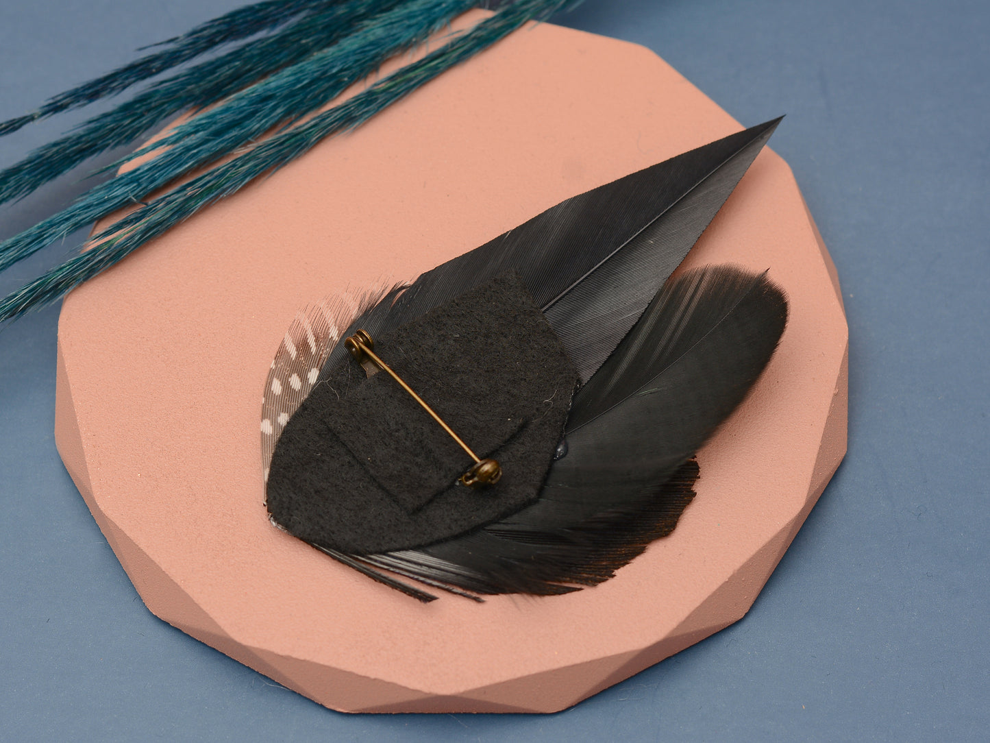 Black Peacock Eye Feather Boutonnier / Feather Hat Pin No.72