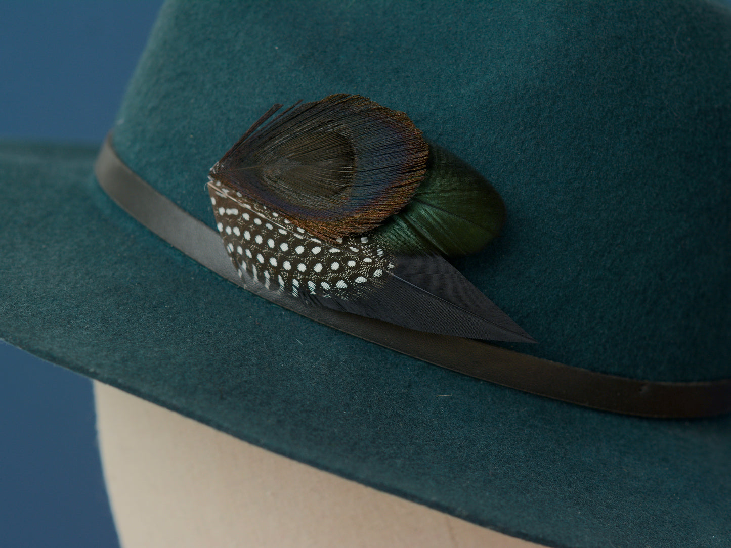 Black Peacock Eye Feather Boutonnier / Feather Hat Pin No.72