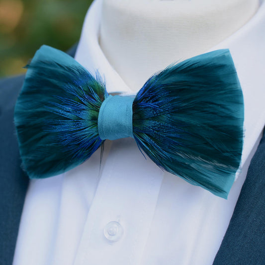 Teal and Peacock Feather Bow Tie | Turquoise Bow Tie | Blue Bow Tie | Peacock Bow Tie | Groom Outfit | Feather Neck Tie | Mens Gift