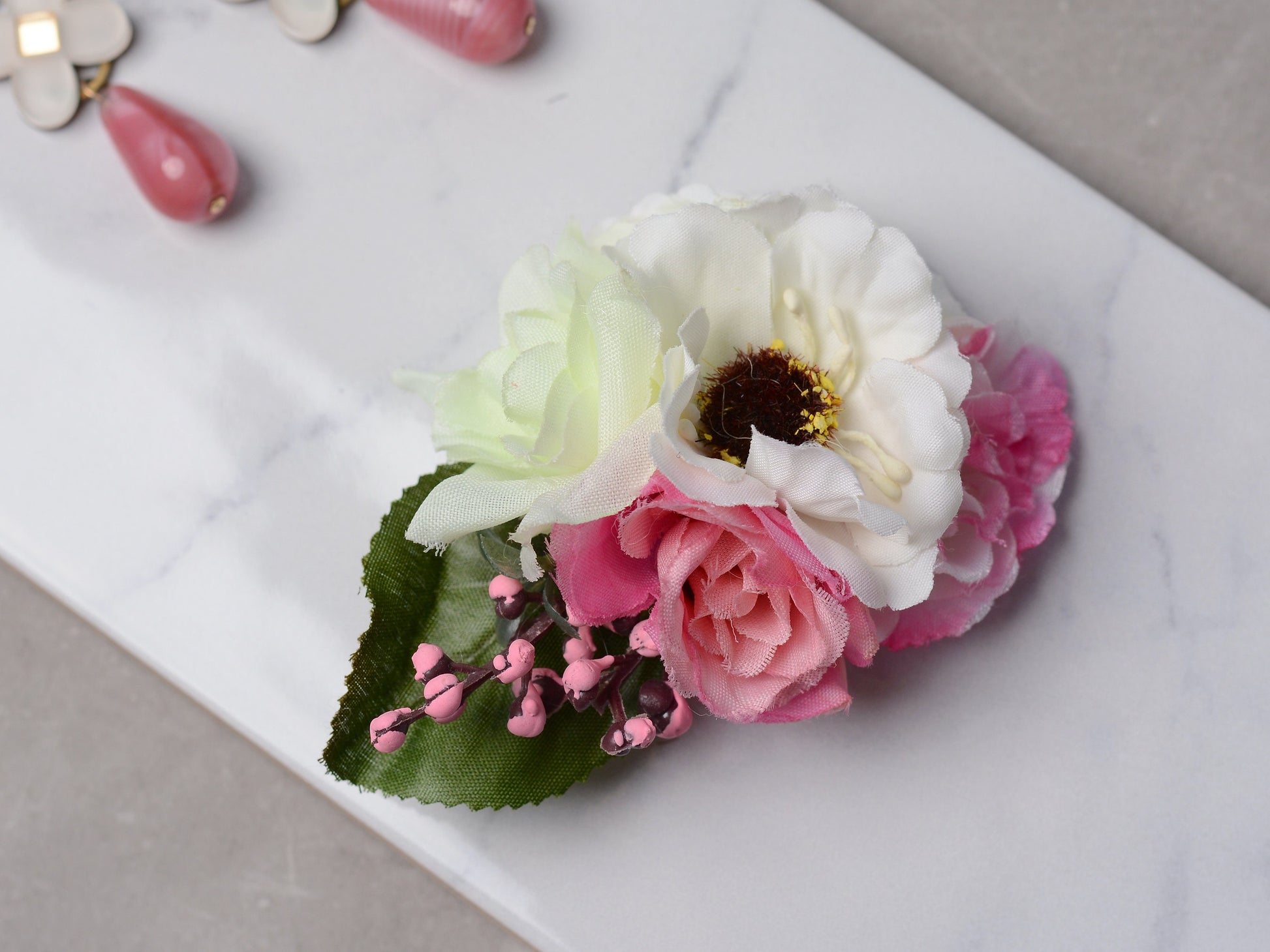Flower Hair Clip in Pink, Peach and Ivory, Bridesmaids Hair Clip
