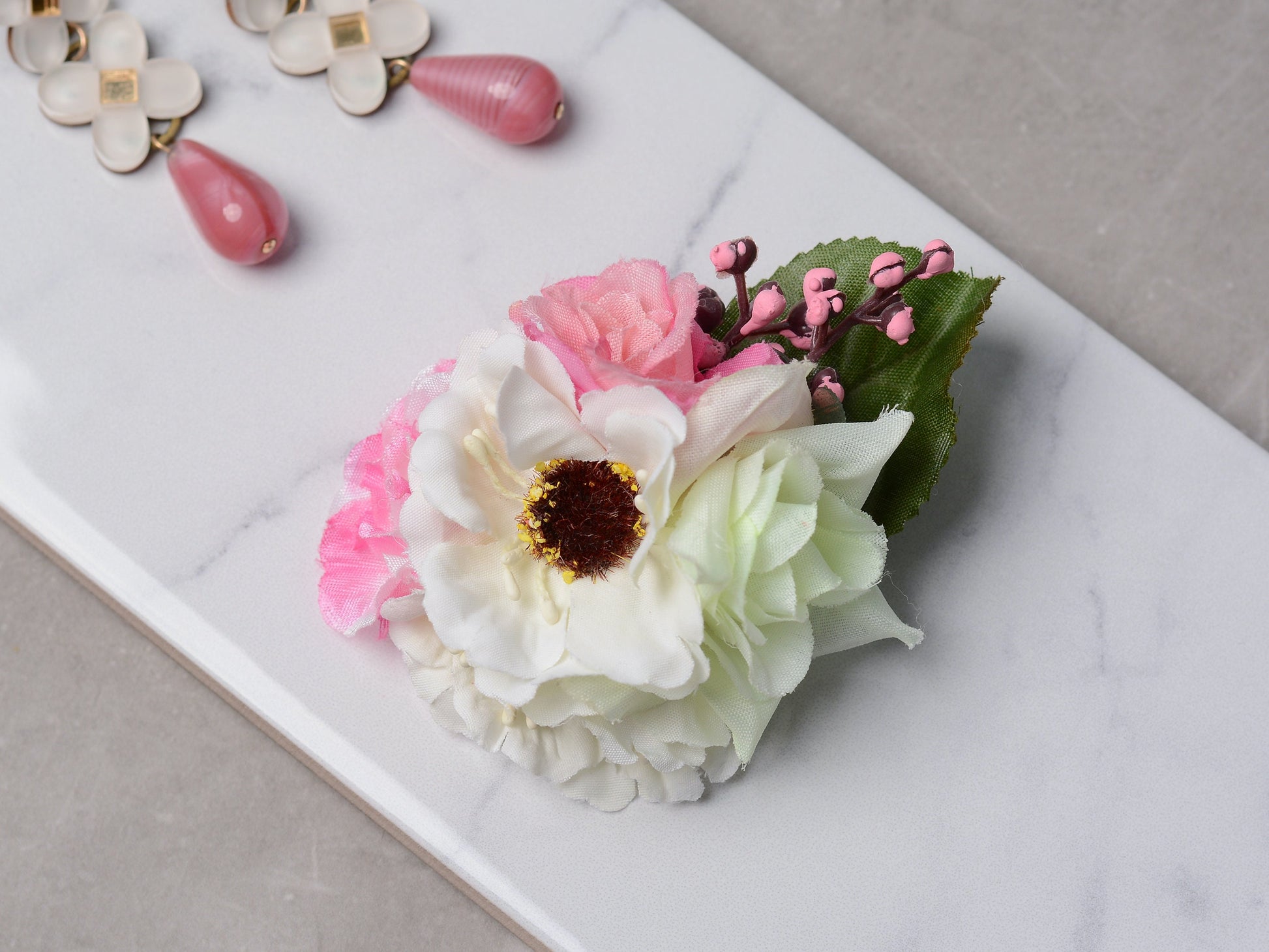 Flower Hair Clip in Pink, Peach and Ivory, Bridesmaids Hair Clip