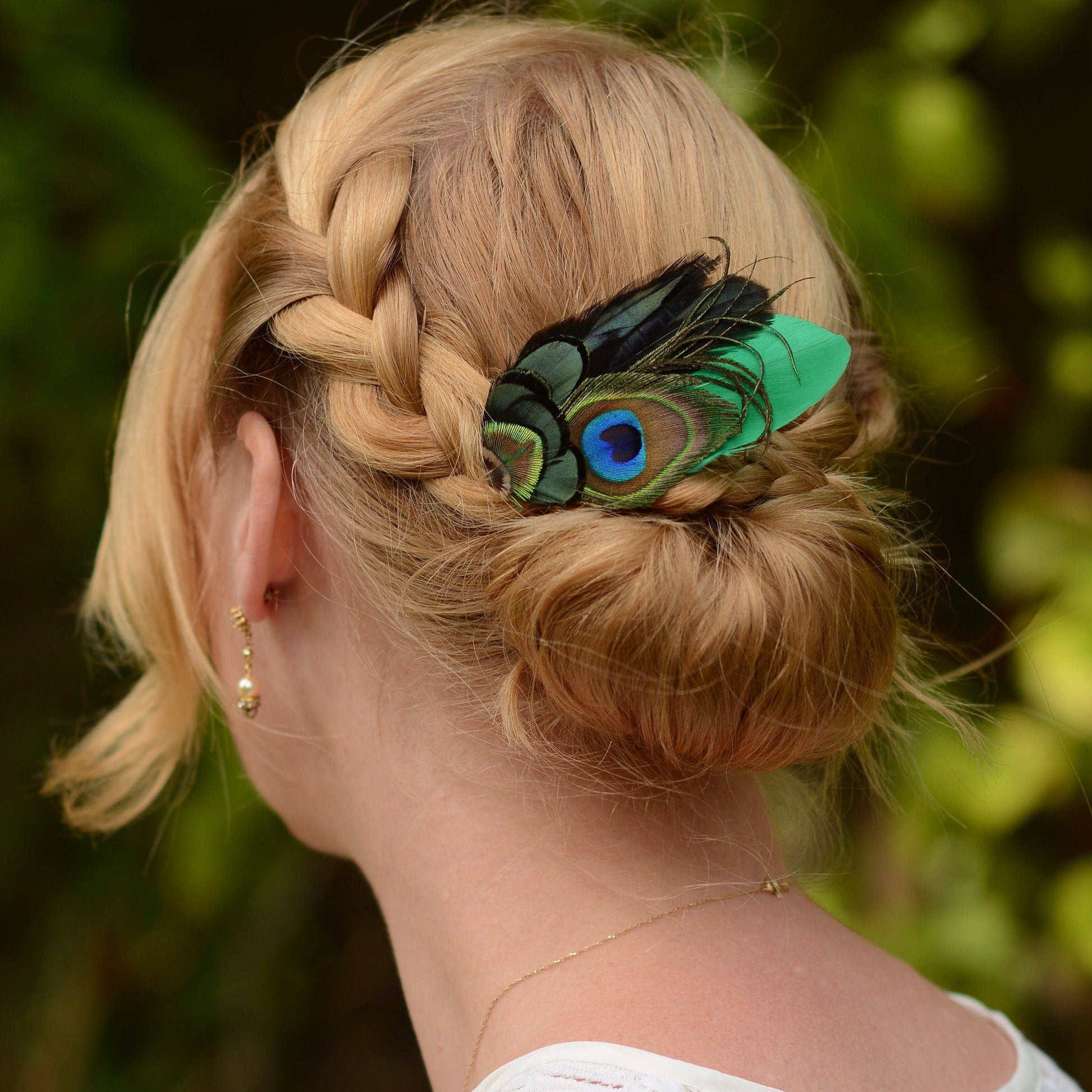 Emerald Green and Peacock Feather Hair Clip | Peacock Feather Fascinator | Peacock Feather Headpiece | Bridal Hair Clip | Bridesmaid