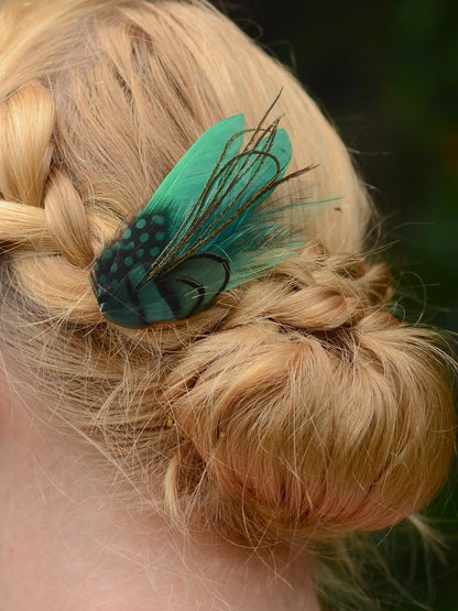 Small Green Feather Hair Clip | Pheasant Feather Hair Clip | Feather Fascinator | Bridal | Bridesmaid Hair Clip | Wedding Fascinator
