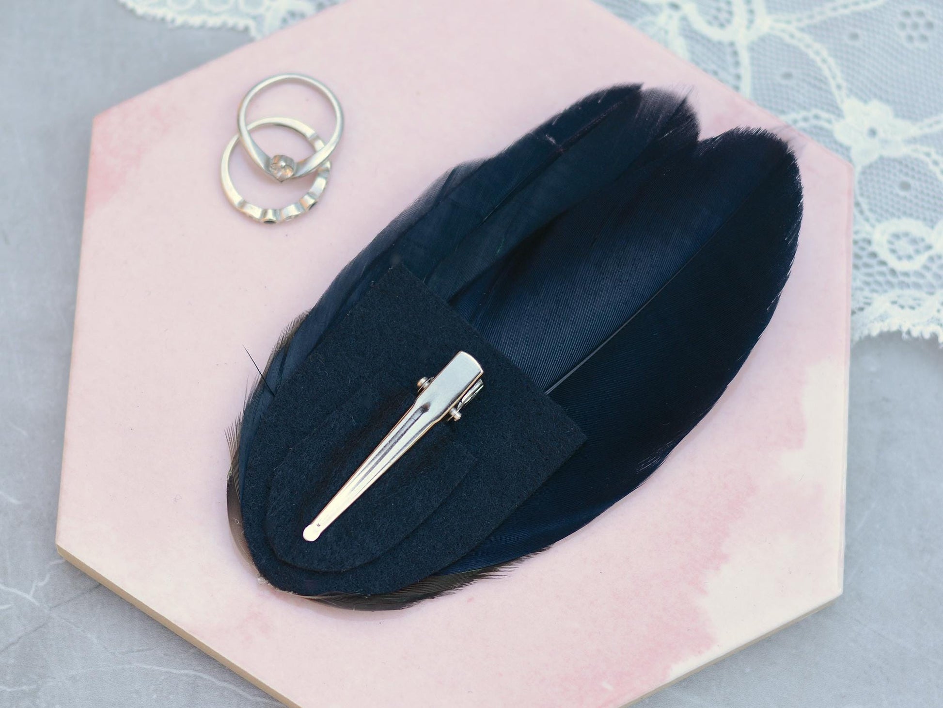 Black and Green Feather Hair Clip | Black Feather Fascinator | Bridal Hair Clip | Bridesmaid Hair Clip | Wedding Fascinator