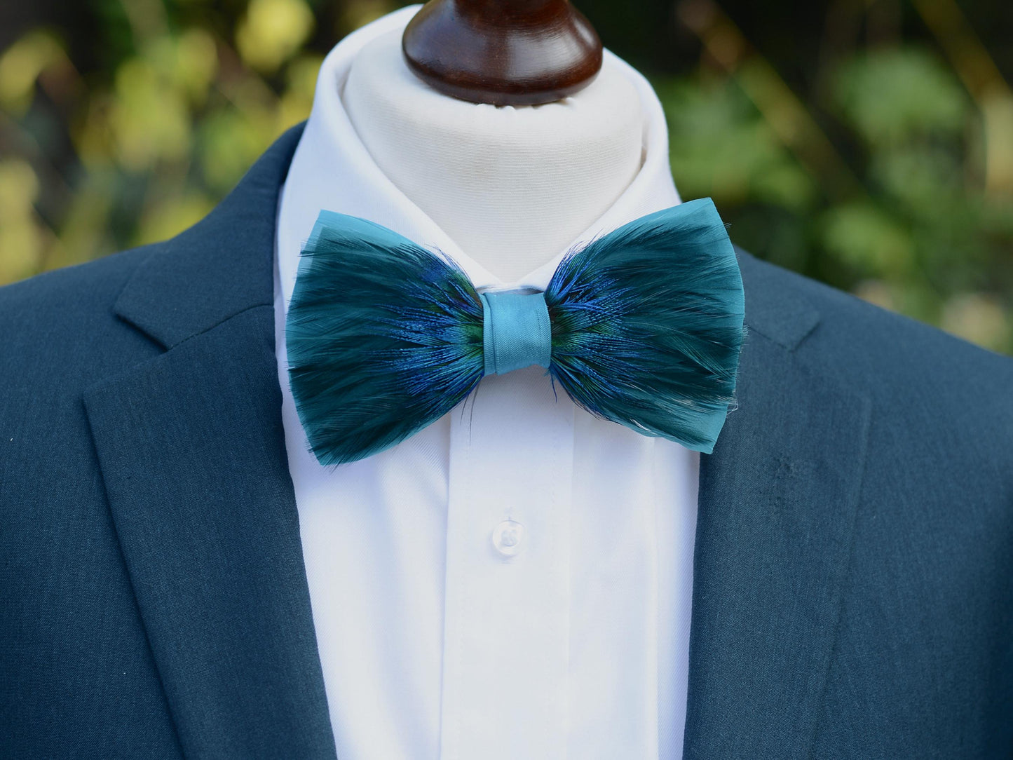 Teal and Peacock Feather Bow Tie | Turquoise Bow Tie | Blue Bow Tie | Peacock Bow Tie | Groom Outfit | Feather Neck Tie | Mens Gift