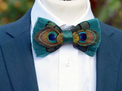 Green Peacock Eye Feather Bow Tie | Green Bow Tie | BowTie | Peacock Bow Tie | Groom Outfit | Feather Neck Tie | Mens Gift | Black Tie