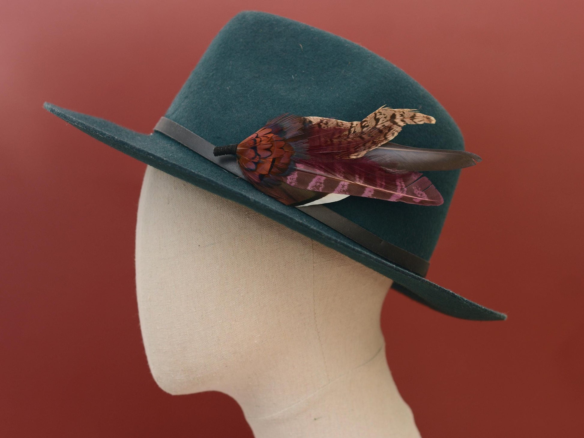 Feather Hat Pin in Plum and Burgundy No.311 | Pheasant Feather Boutonniere / Brooch