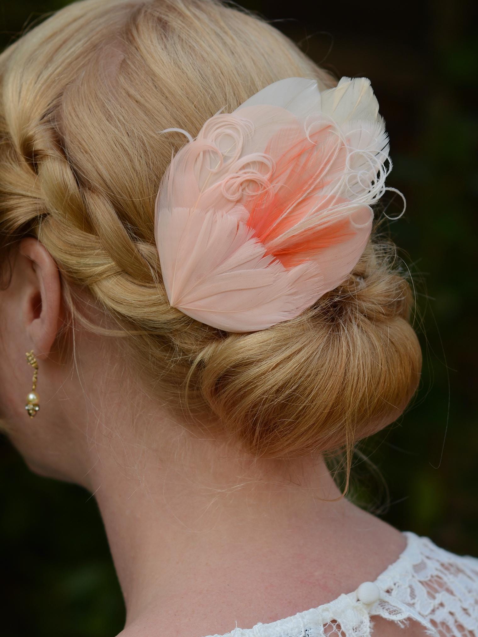 Feather Hair Clip in Ombre Blush Pink and Ivory No.35 | Feather Fascinator | Feather Headpiece | Wedding Fascinator | Bridal Headpiece
