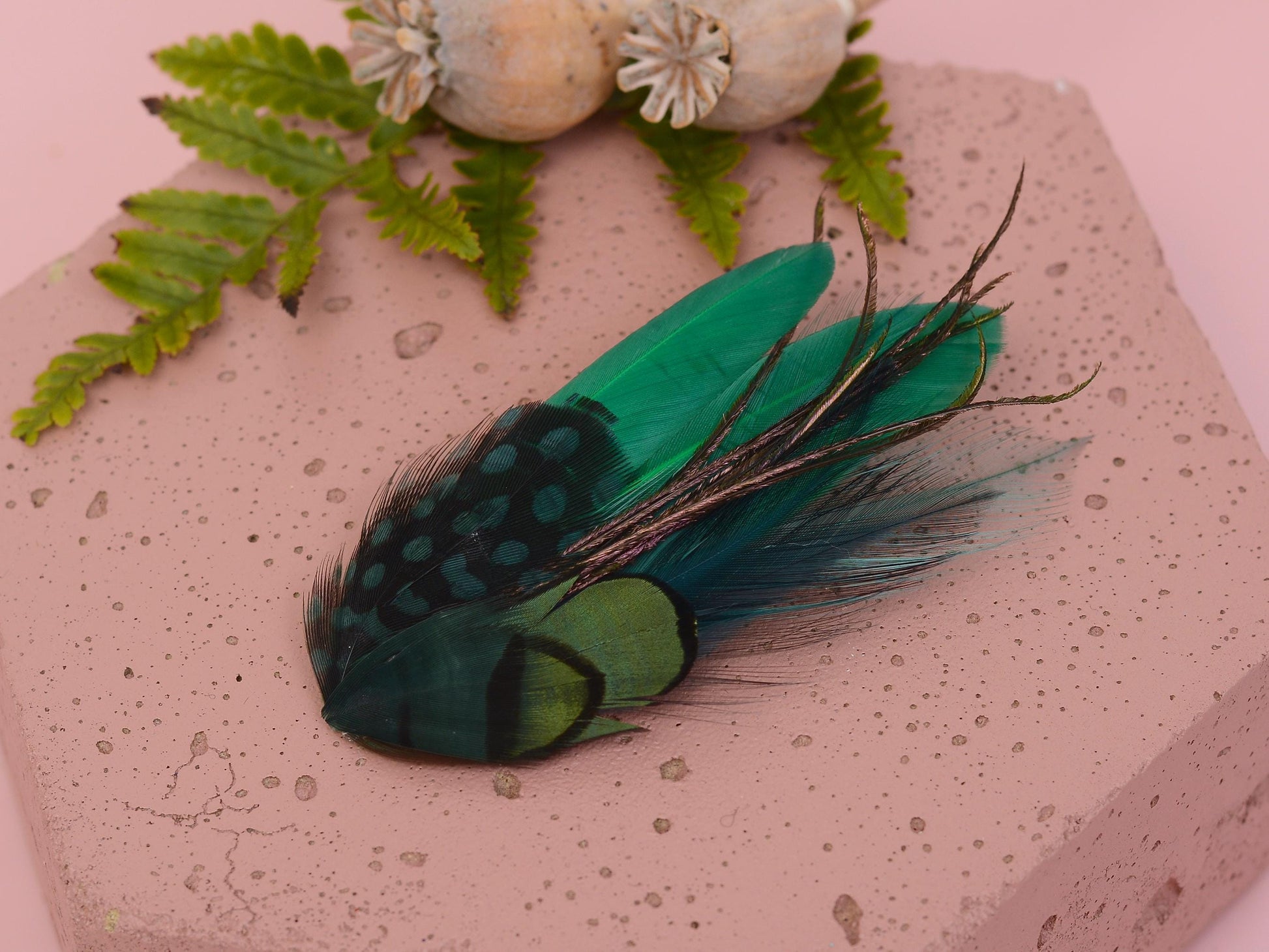 Small Green Feather Hair Clip | Pheasant Feather Hair Clip | Feather Fascinator | Bridal | Bridesmaid Hair Clip | Wedding Fascinator
