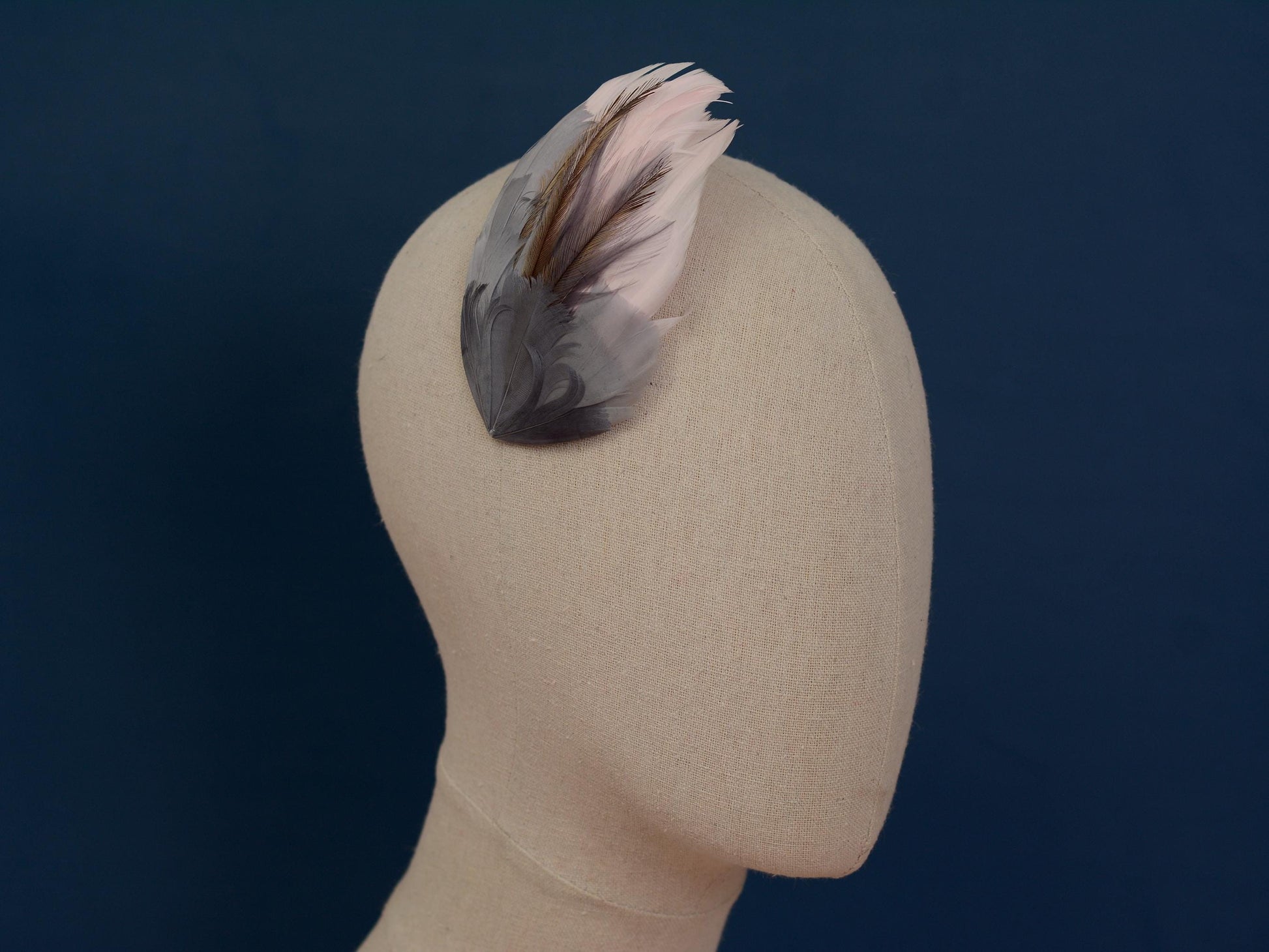 Feather Hair Clip in Silver Grey and Blush Pink | Feather Fascinator | Feather Headpiece | Wedding Fascinator | Bridal Headpiece
