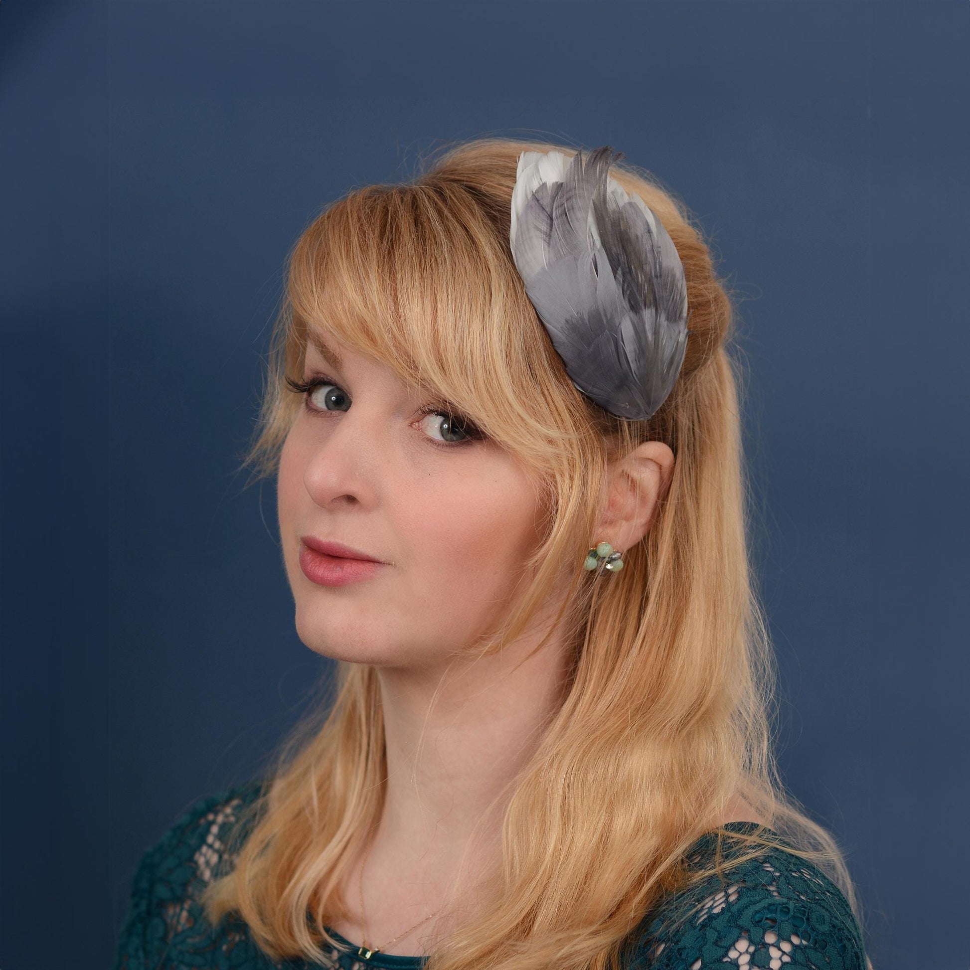 Feather Hair Clip in Silver Grey | Feather Fascinator | Feather Headpiece | Wedding Fascinator | Bridal Headpiece