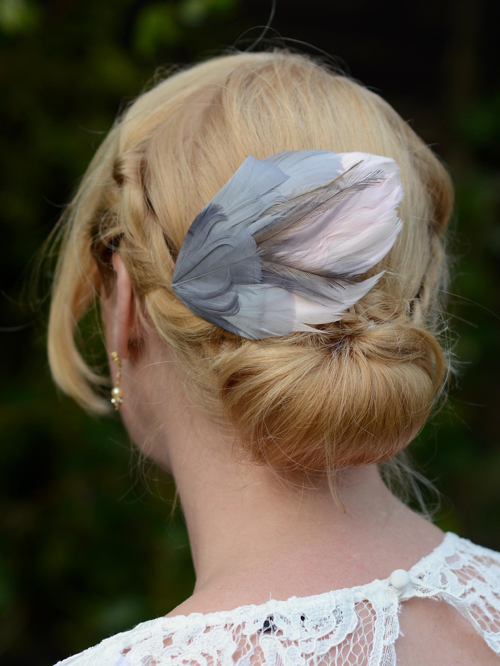 Feather Hair Clip in Silver Grey and Blush Pink | Feather Fascinator | Feather Headpiece | Wedding Fascinator | Bridal Headpiece