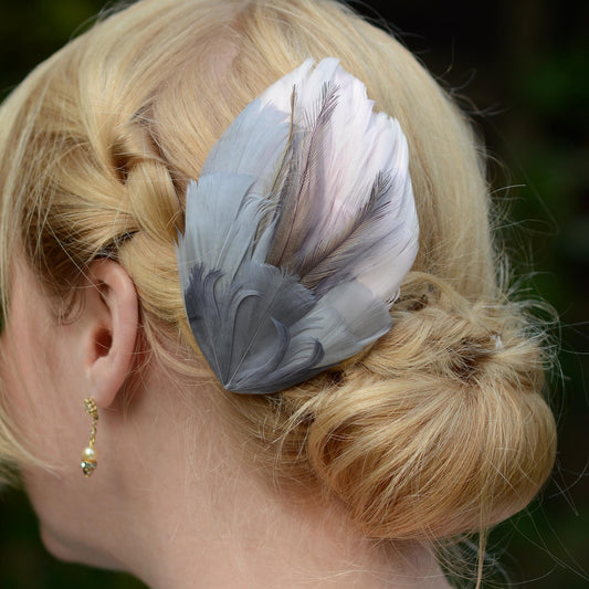 Feather Hair Clip in Silver Grey and Blush Pink | Feather Fascinator | Feather Headpiece | Wedding Fascinator | Bridal Headpiece