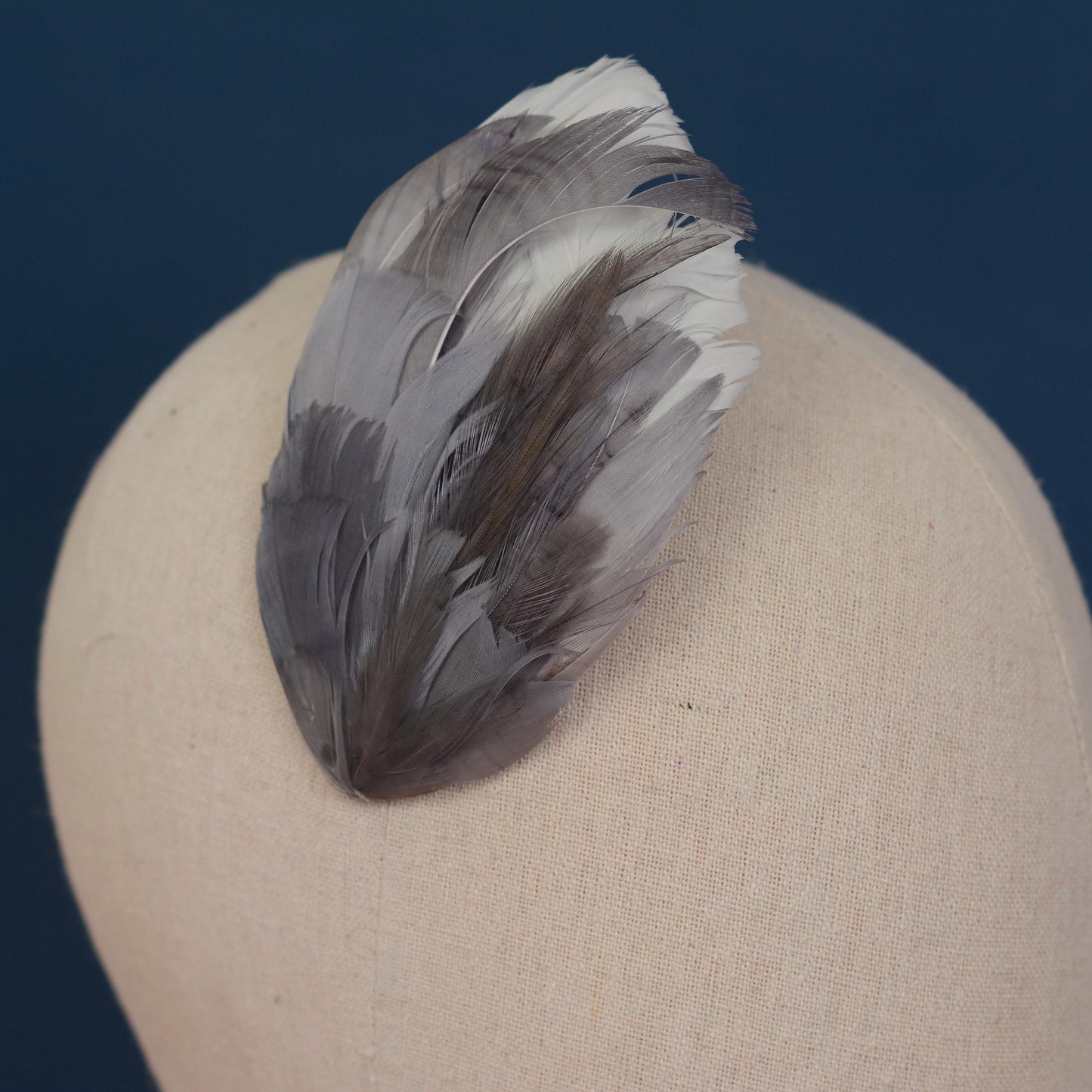 Feather Hair Clip in Silver Grey | Feather Fascinator | Feather Headpiece | Wedding Fascinator | Bridal Headpiece
