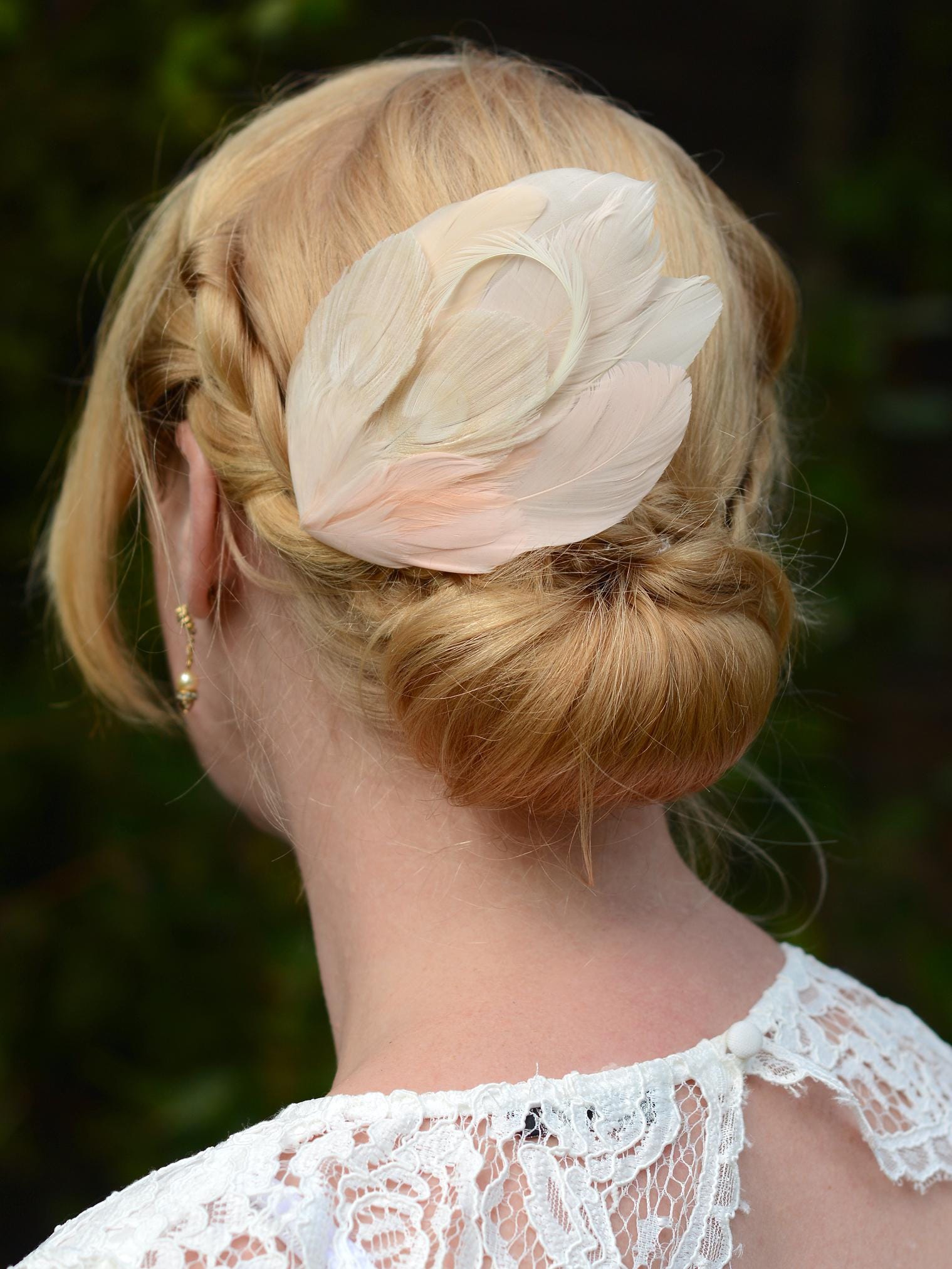 Peacock Feather Hair Clip in Ivory and Blush Pink No.32 | Bridal Feather Hair Clip | Blush Feather Fascinator
