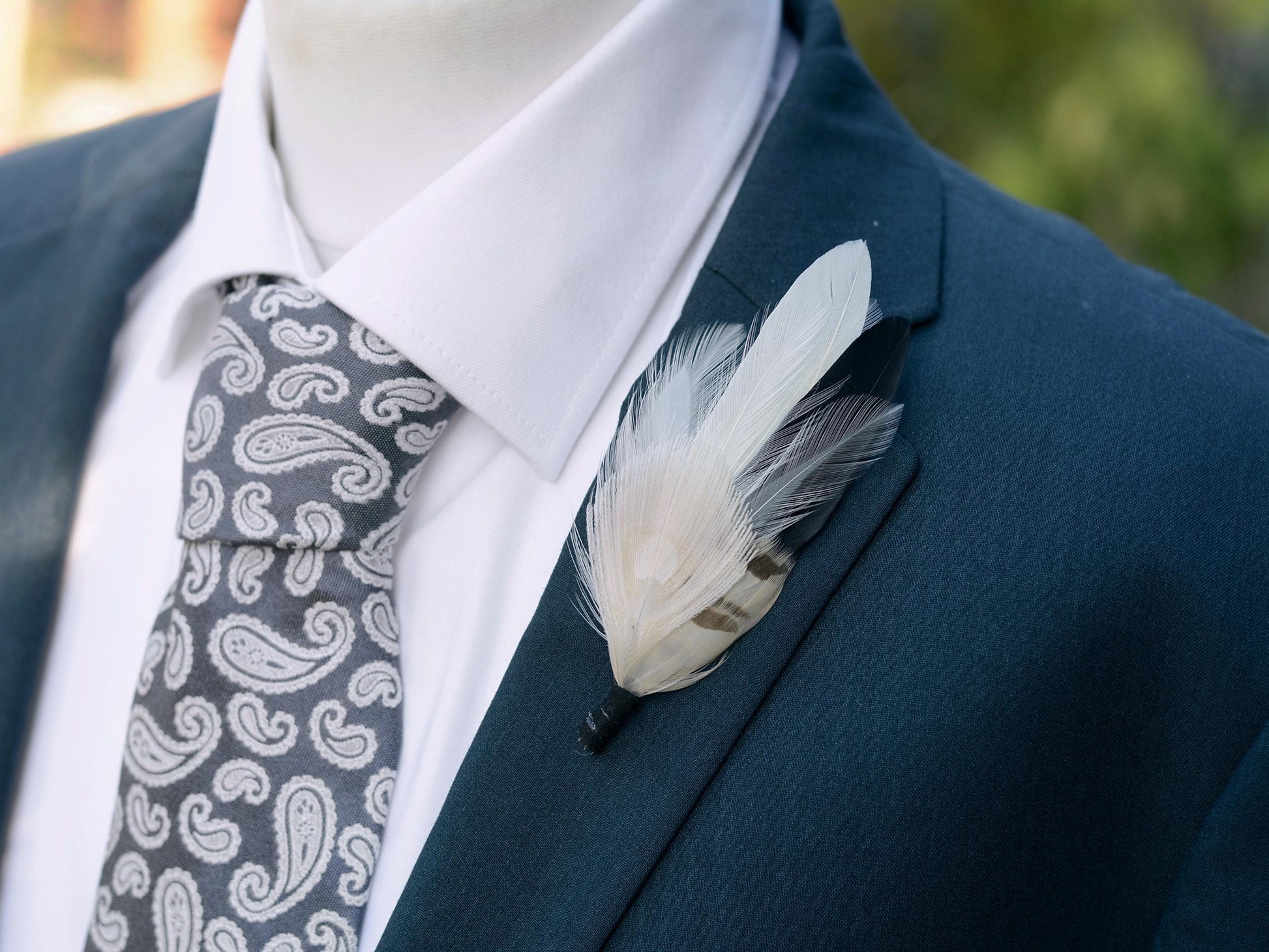 Monochrome Black and Ivory Peacock Feather Lapel Pin Brooch | Feather Boutonniere | Feather Brooch | Feather Lapel Pin