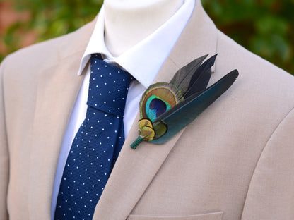 Green and Gold Peacock Feather Lapel Pin / Hat Pin No.022