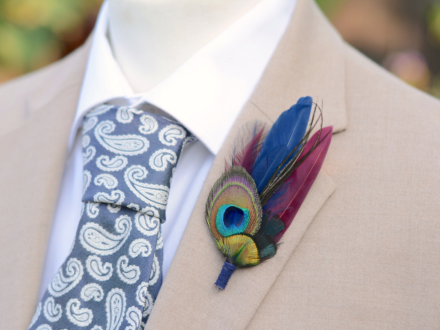 Peacock Eye Feather Boutonniere in Navy and Burgundy No.109