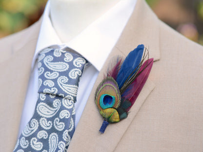 Peacock Eye Feather Boutonniere in Navy and Burgundy No.109