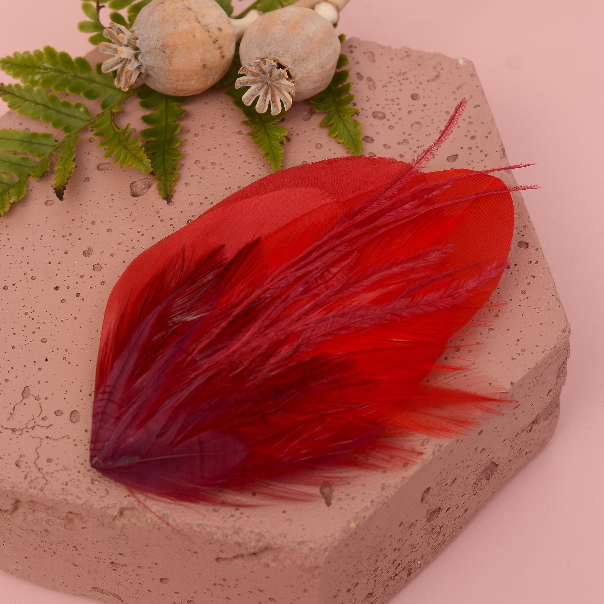 Red and Crimson Feather Hair Clip | Red Feather Fascinator | Red Feather Headpiece | Red Fascinator | Wedding Fascinator | Bridal Headpiece