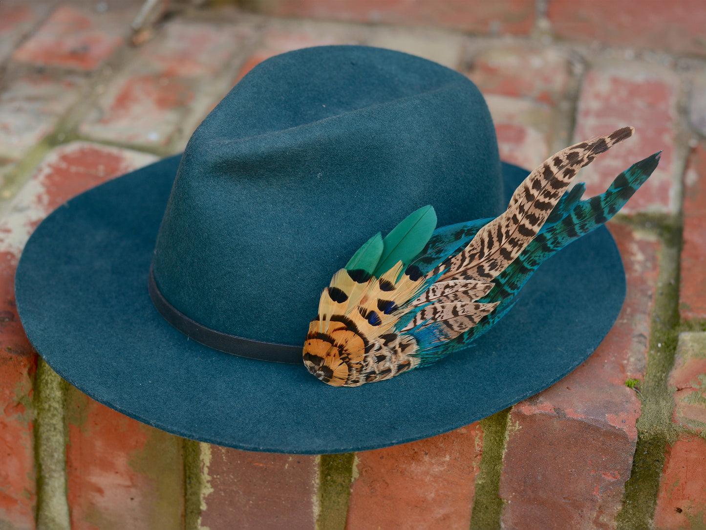 Green and Blue Pheasant Feather Hat Pin /  Lapel Pin No.128