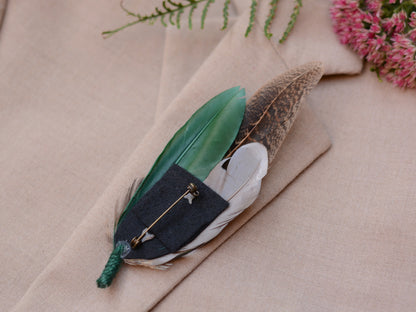 Pheasant and Duck Green Feather Lapel Pin / Hat Pin No.232