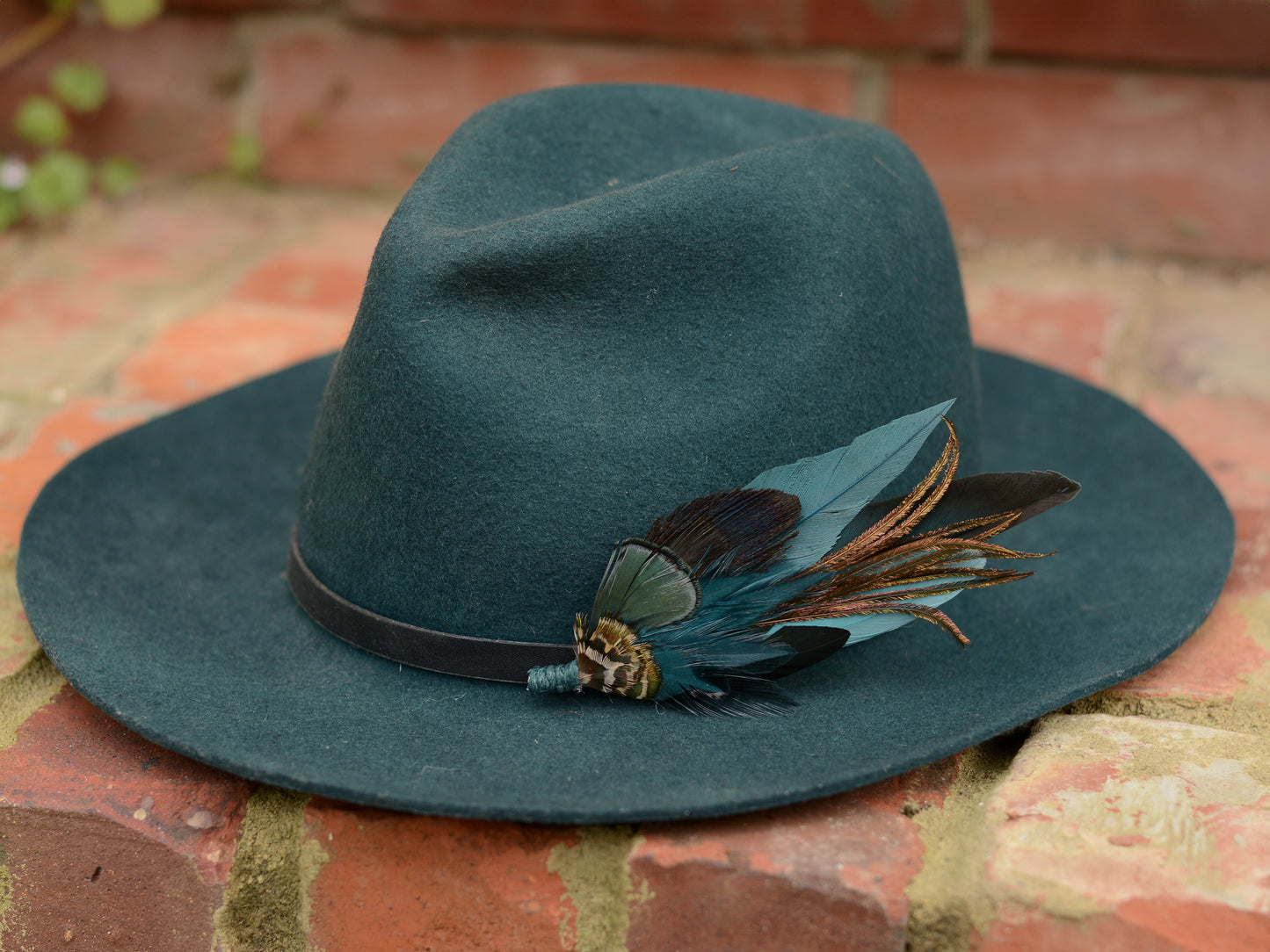 Dark Teal and Green Feather Hat Pin / Brooch No.267