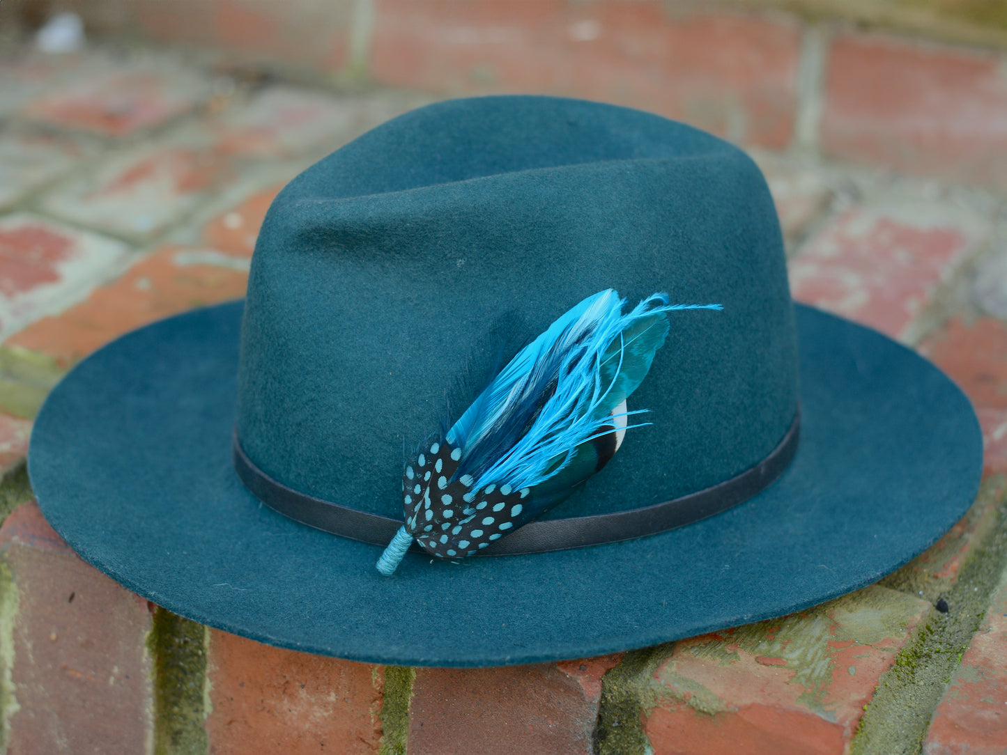 Teal, Turquoise and Blue Feather Hat Pin / Feather Brooch No.297