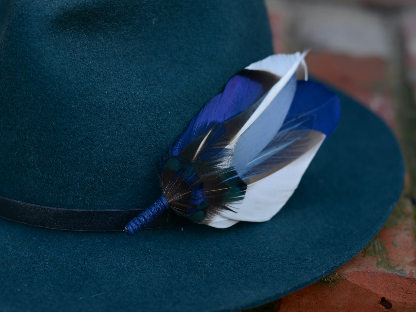 Duck Feather Brooch Hat Pin in Shades of Blue No.319