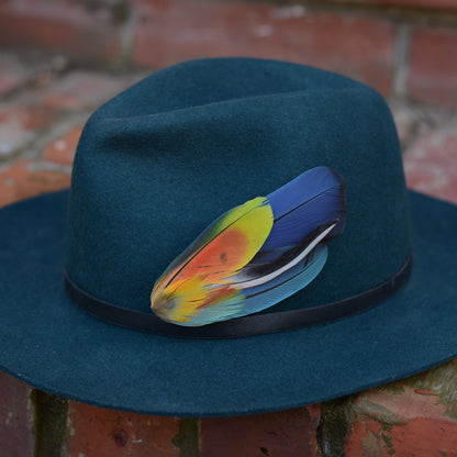 Tropical Parrot Feather Lapel Pin No.320