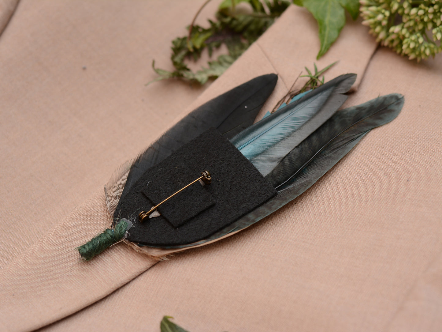 Teal and Green Feather Hat Pin / Boutonniere Large No.323